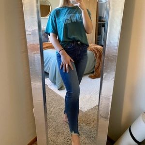 • dark wash jean •